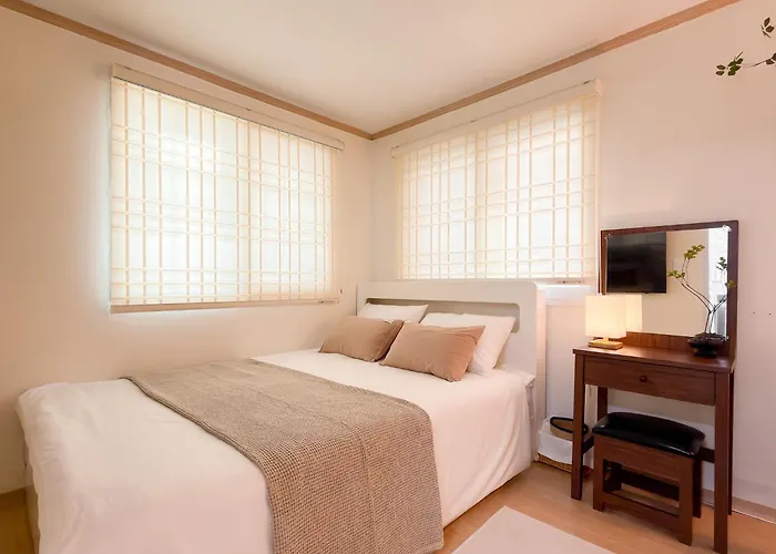 Villa Peach Mapo Seoul, 피치 - 3 Min From Mapo Stn, Direct To Airport