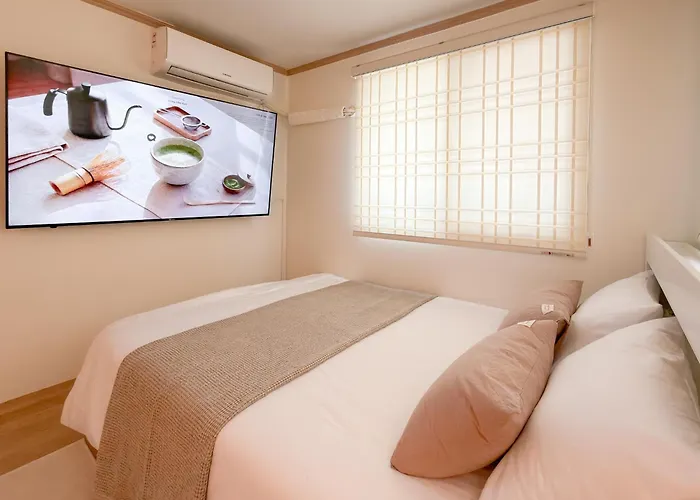 Peach Mapo Seoul, 피치 - 3 Min From Mapo Stn, Direct To Airport * Séoul