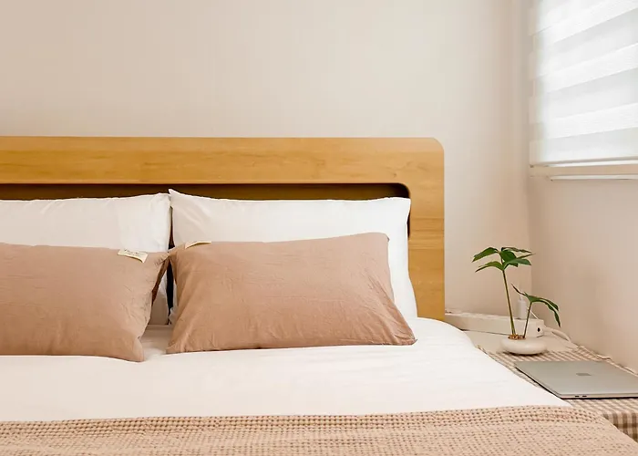 Peach Mapo Seoul, 피치 - 3 Min From Mapo Stn, Direct To Airport *