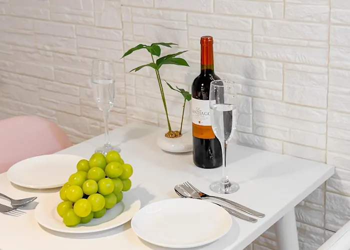 Peach Mapo Seoul, 피치 - 3 Min From Mapo Stn, Direct To Airport * Séoul